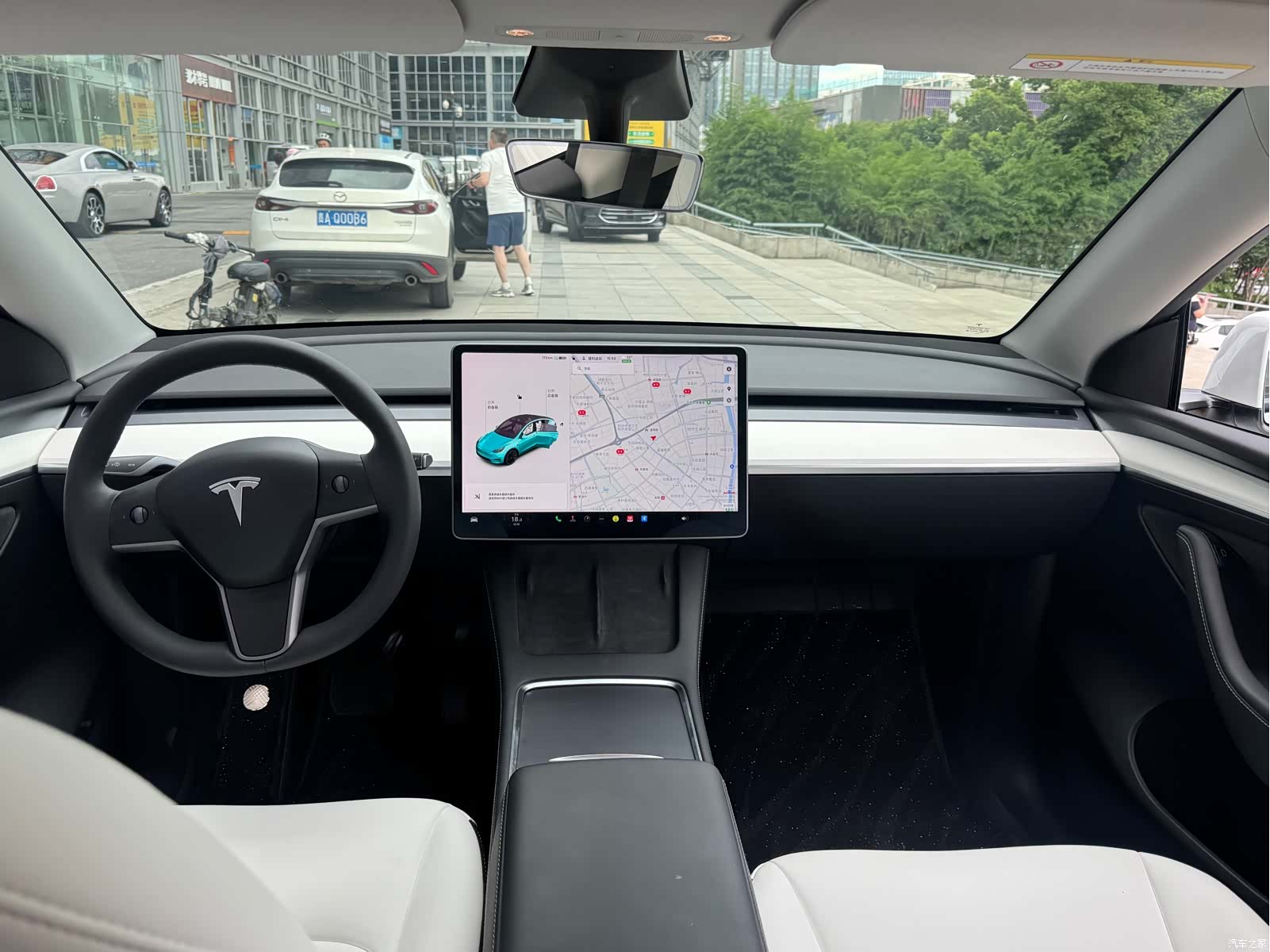 Tesla Model Y, 2021 12