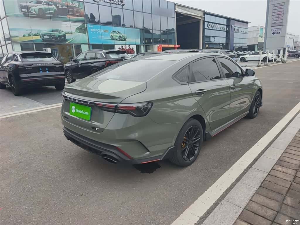 Geely Binray, 2022 7