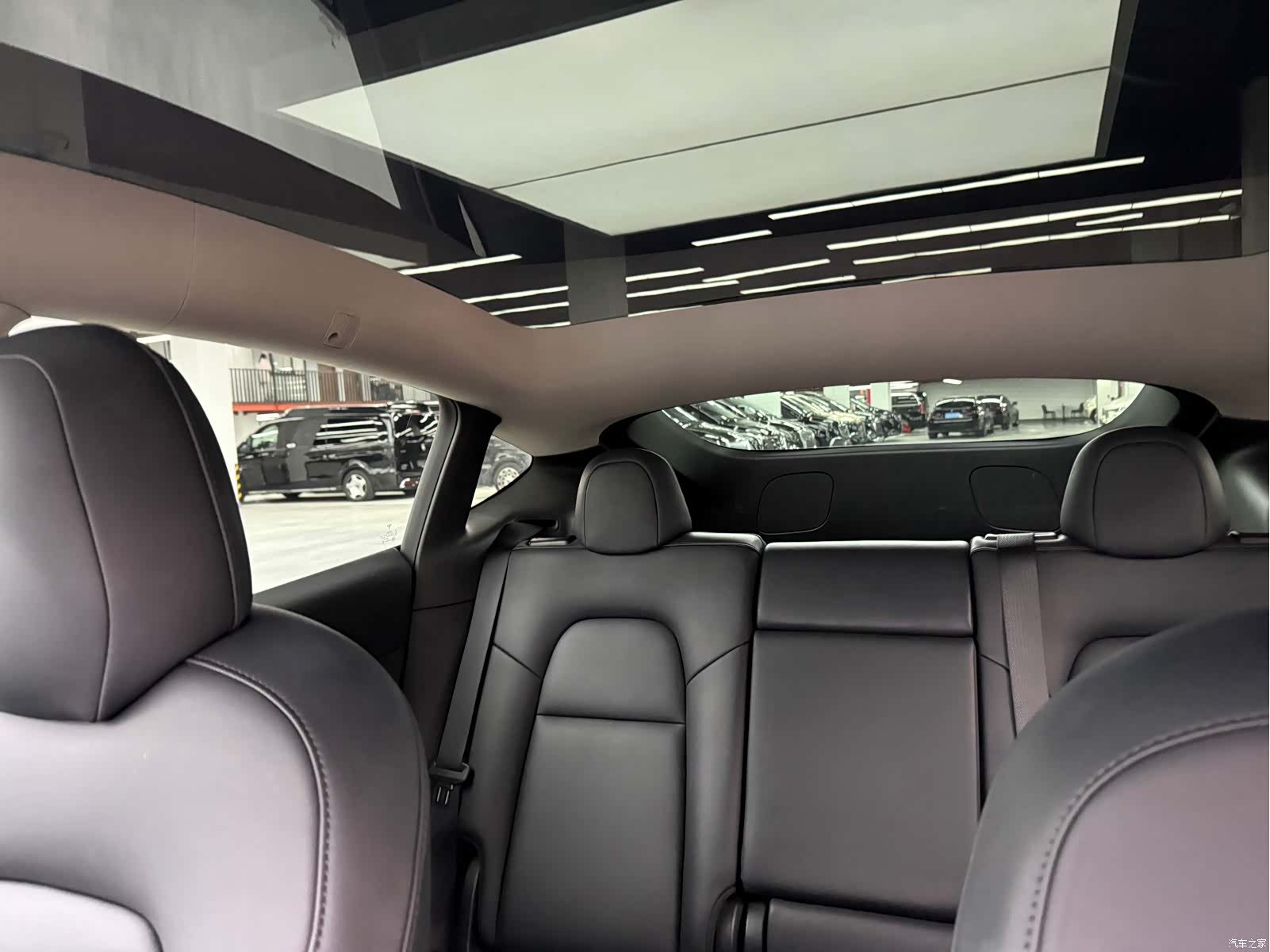 Tesla Model Y, 2021 9