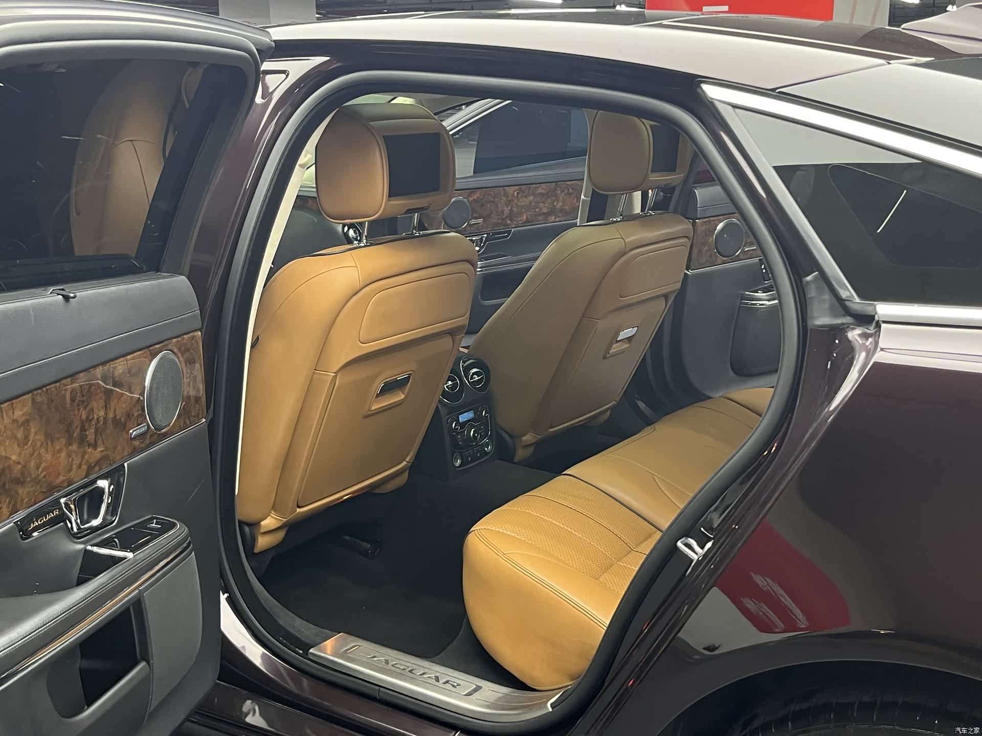 Jaguar XJ, 2015 22