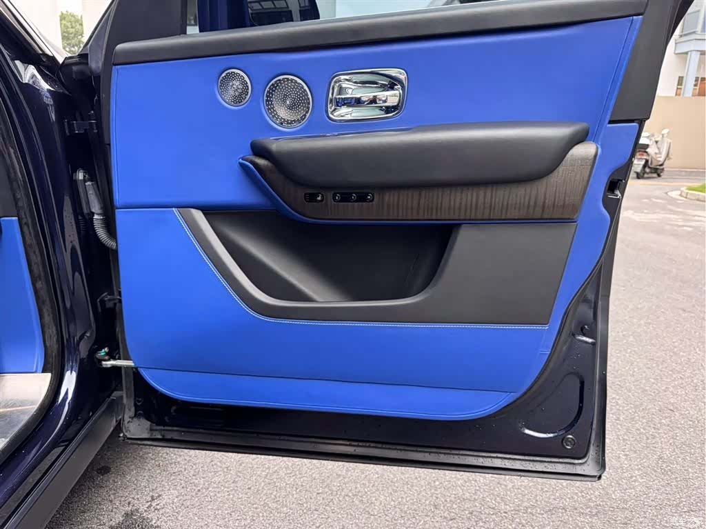 Rolls-Royce Cullinan, 2019 13