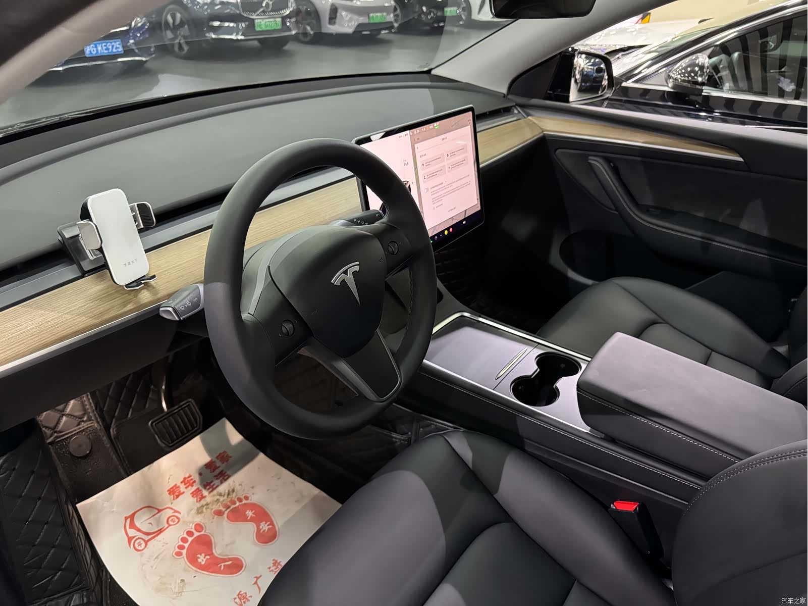 Tesla Model Y, 2022 6
