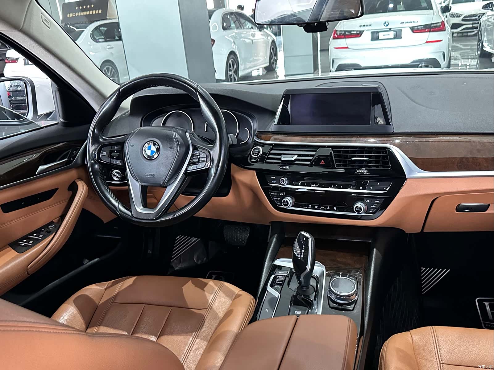 BMW 5 Series, 2018 8