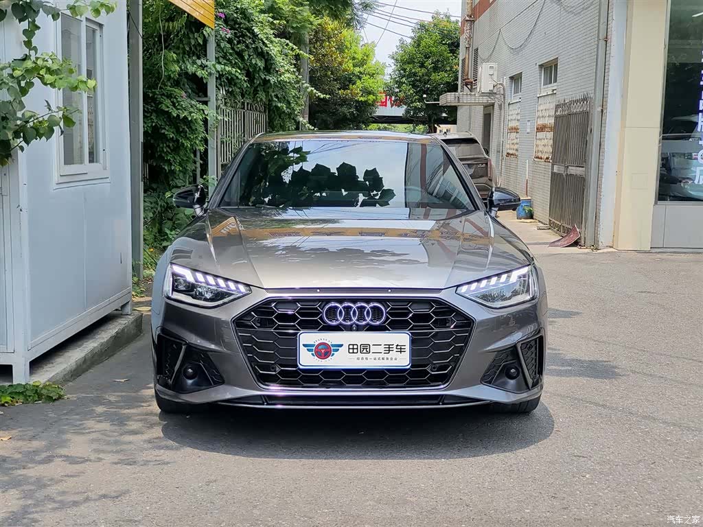 Audi A4L, 2023 2