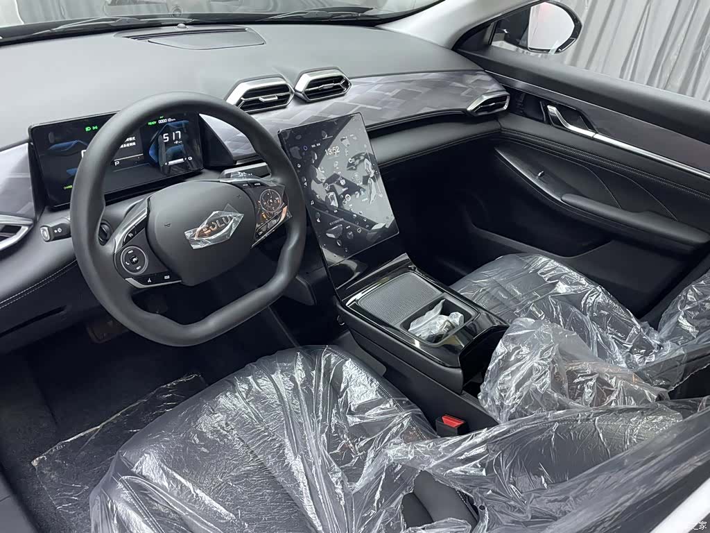 DongFeng EV01, 2025 11