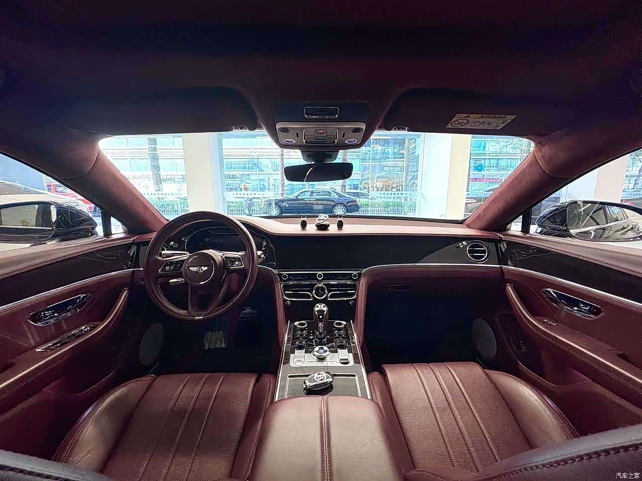 Bentley Flying Spur, 2022 6