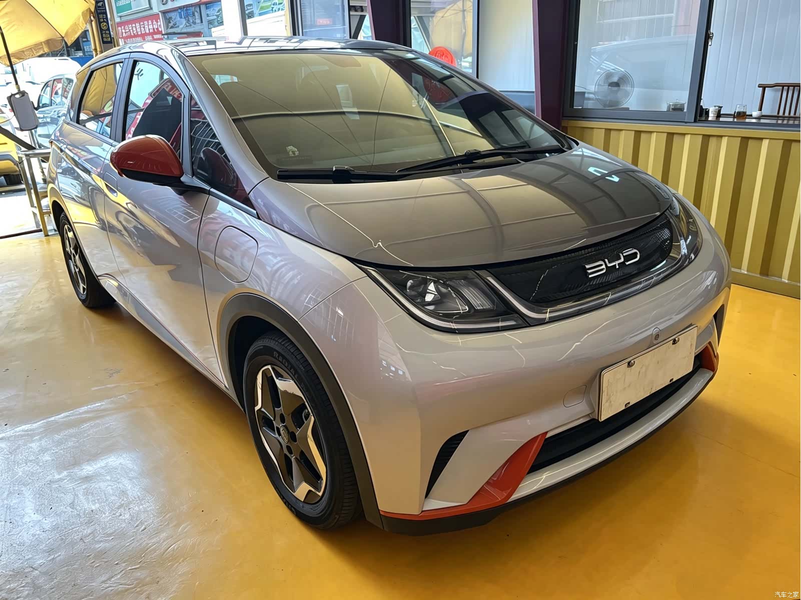BYD Dolphin, 2022 3