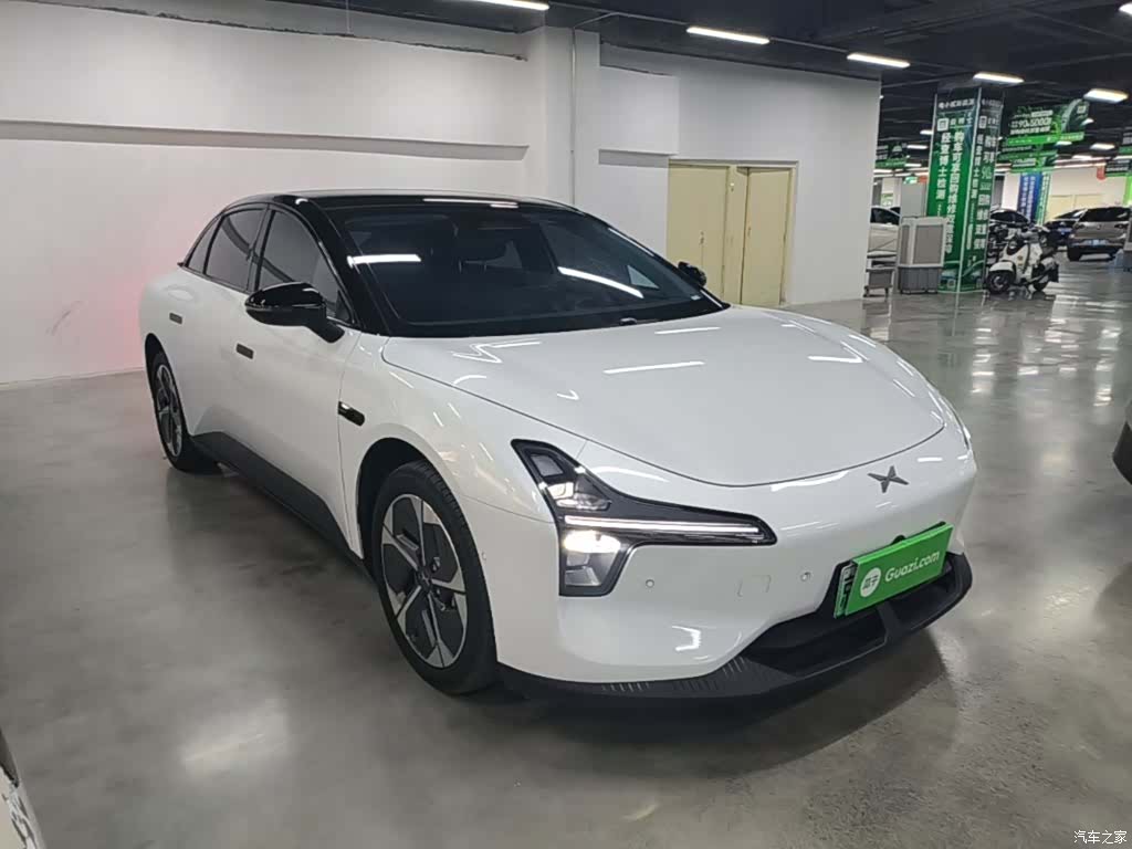 Xpeng Mona M03, 2025 4
