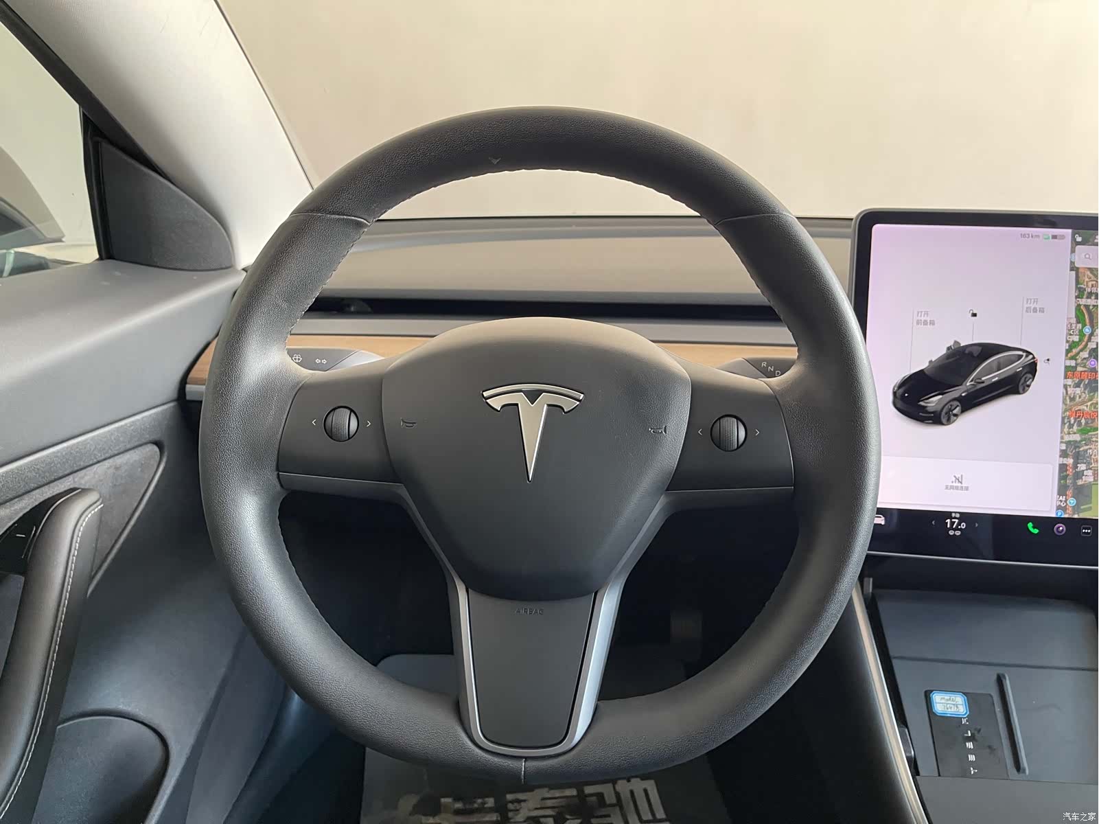 Tesla Model 3, 2020 29