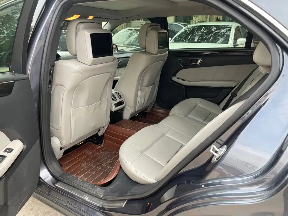 Mercedes-Benz E-class Mercedes-Benz E-class
