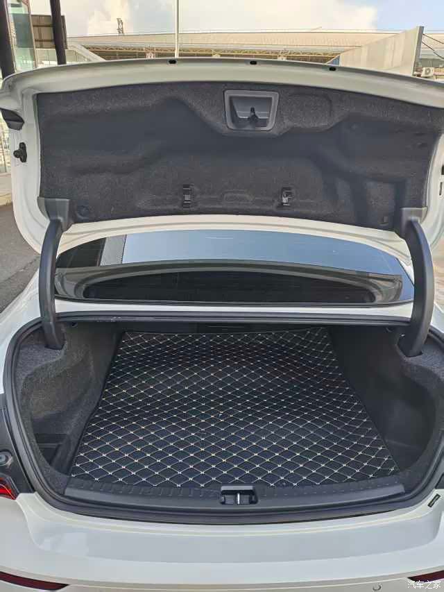 Volvo S60, 2021 15