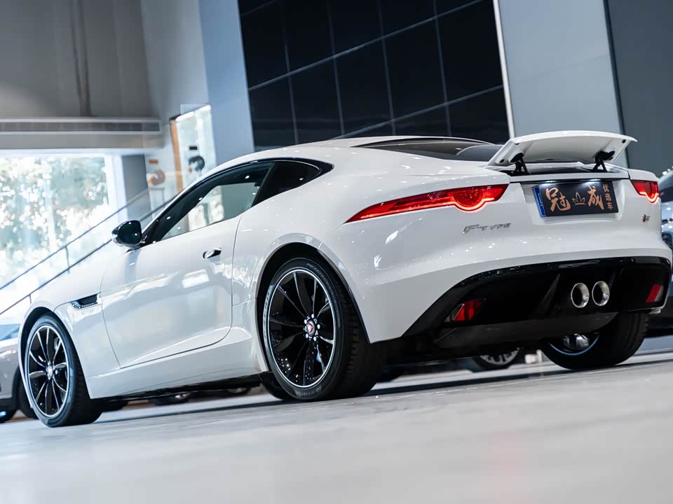 Jaguar F-TYPE