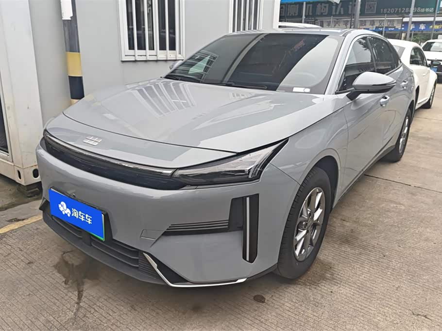 Geely Galaxy L6