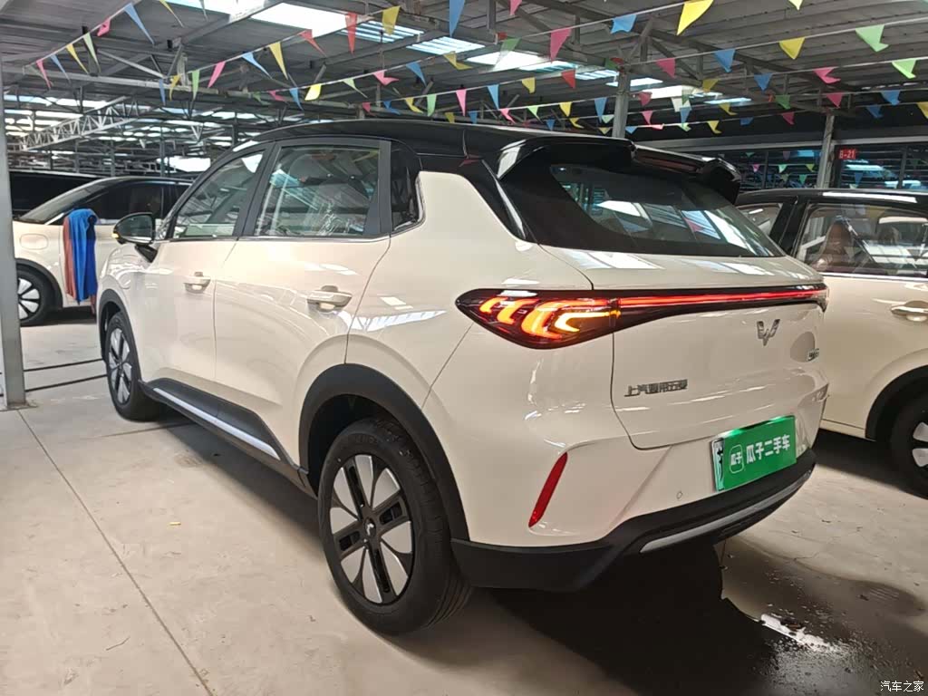 Wuling S, 2026 все фото