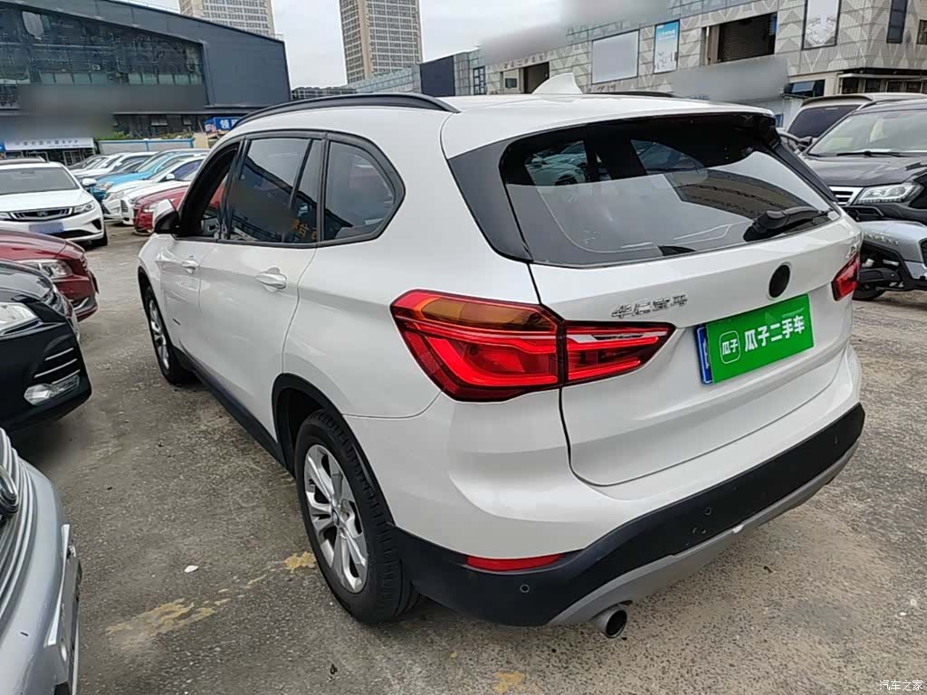 BMW X1, 2016 все фото