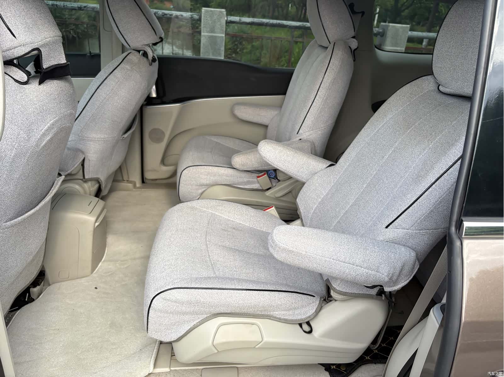 Buick GL8, 2022 9