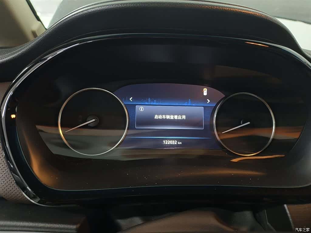 Buick GL8, 2021 3