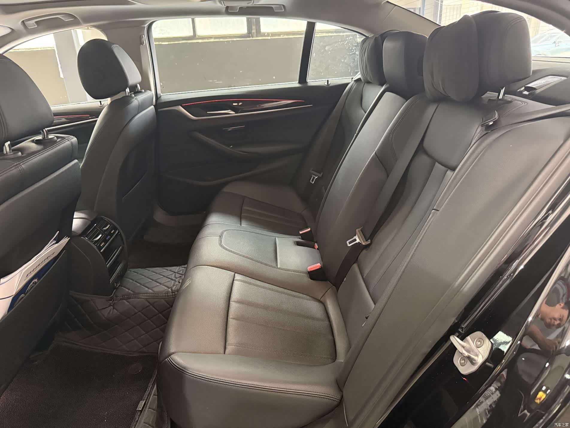 BMW 5 Series, 2018 6