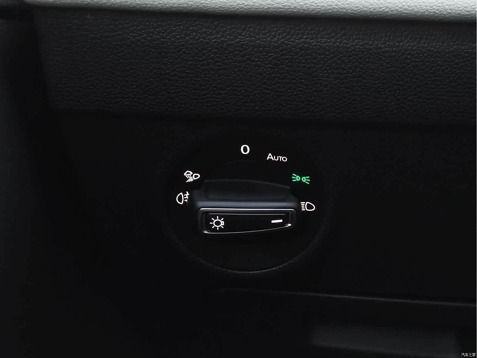 Volkswagen Tiguan L, 2022 21