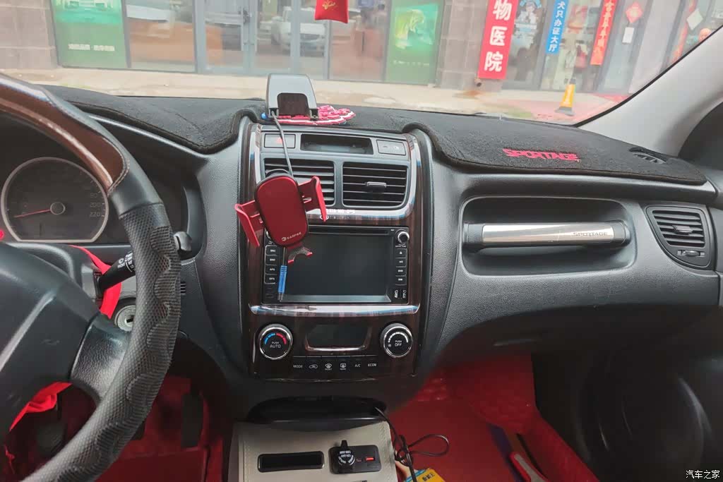 Kia GL, 2013 13