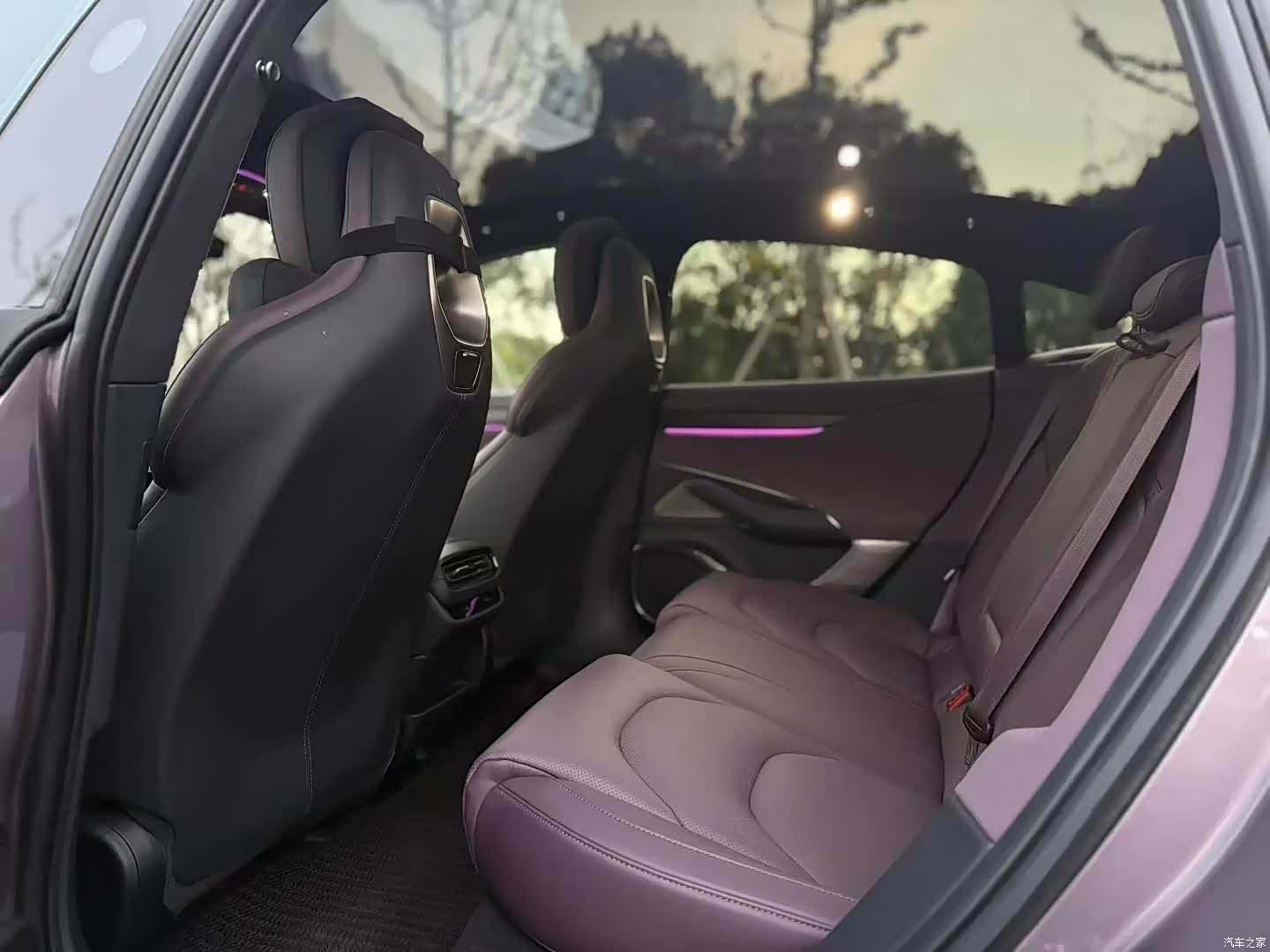 Xiaomi SU7, 2025 6