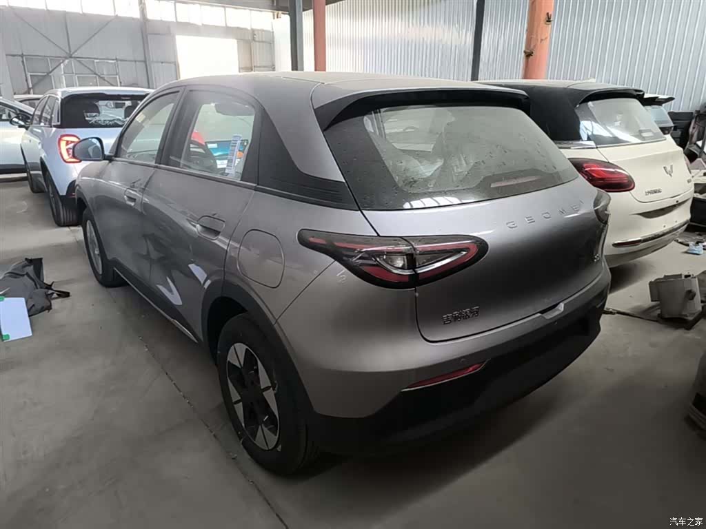 Geely Xingyuan, 2025 все фото
