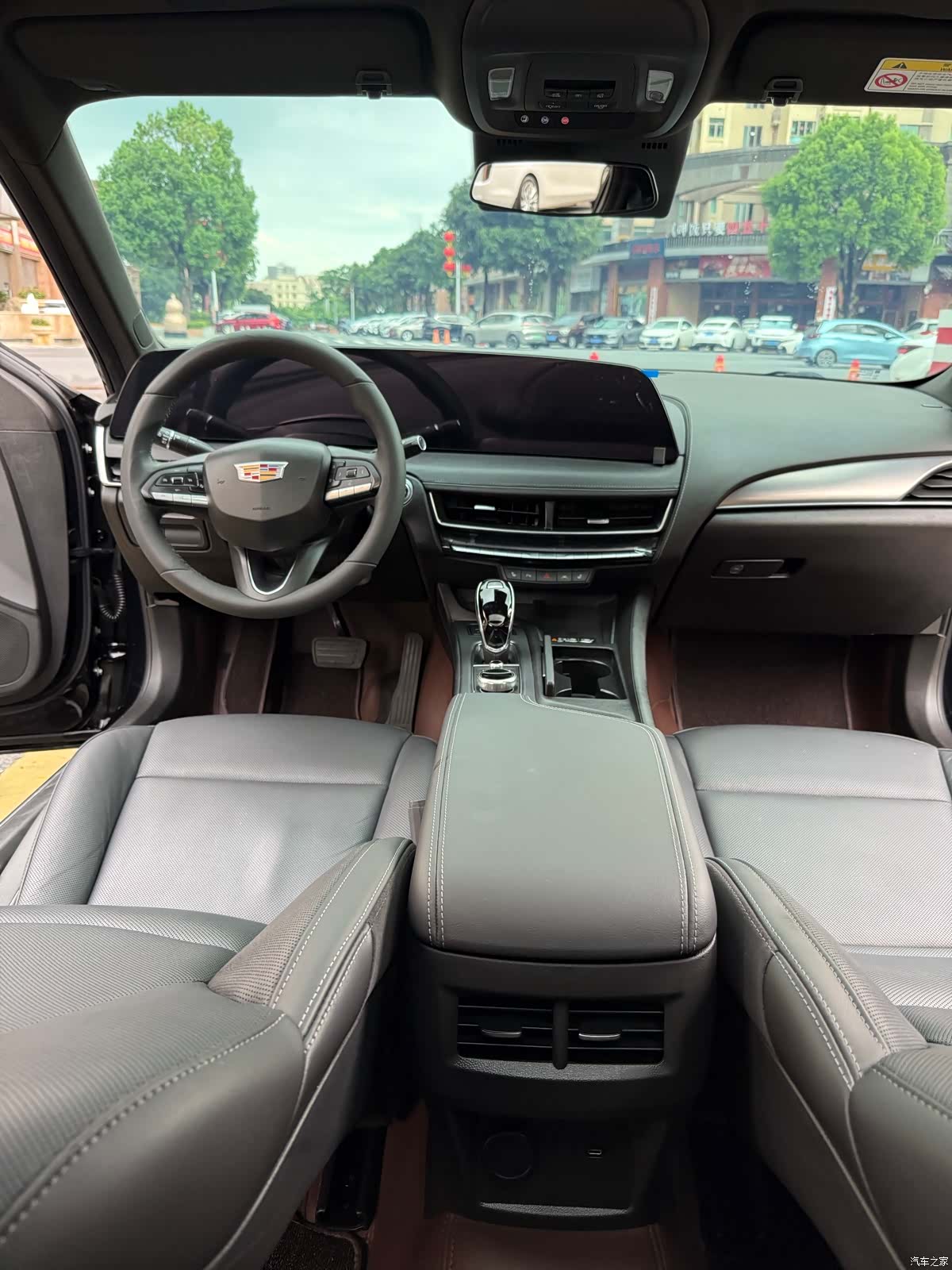 Cadillac CT5, 2024 31