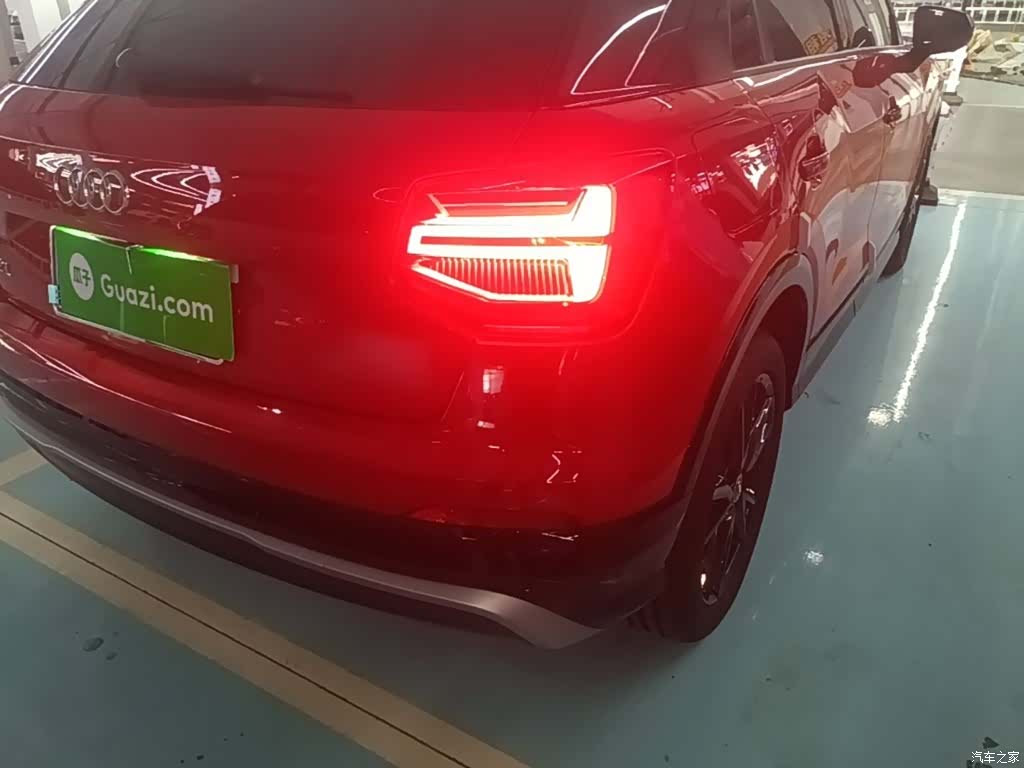 Audi Q2L, 2020 8
