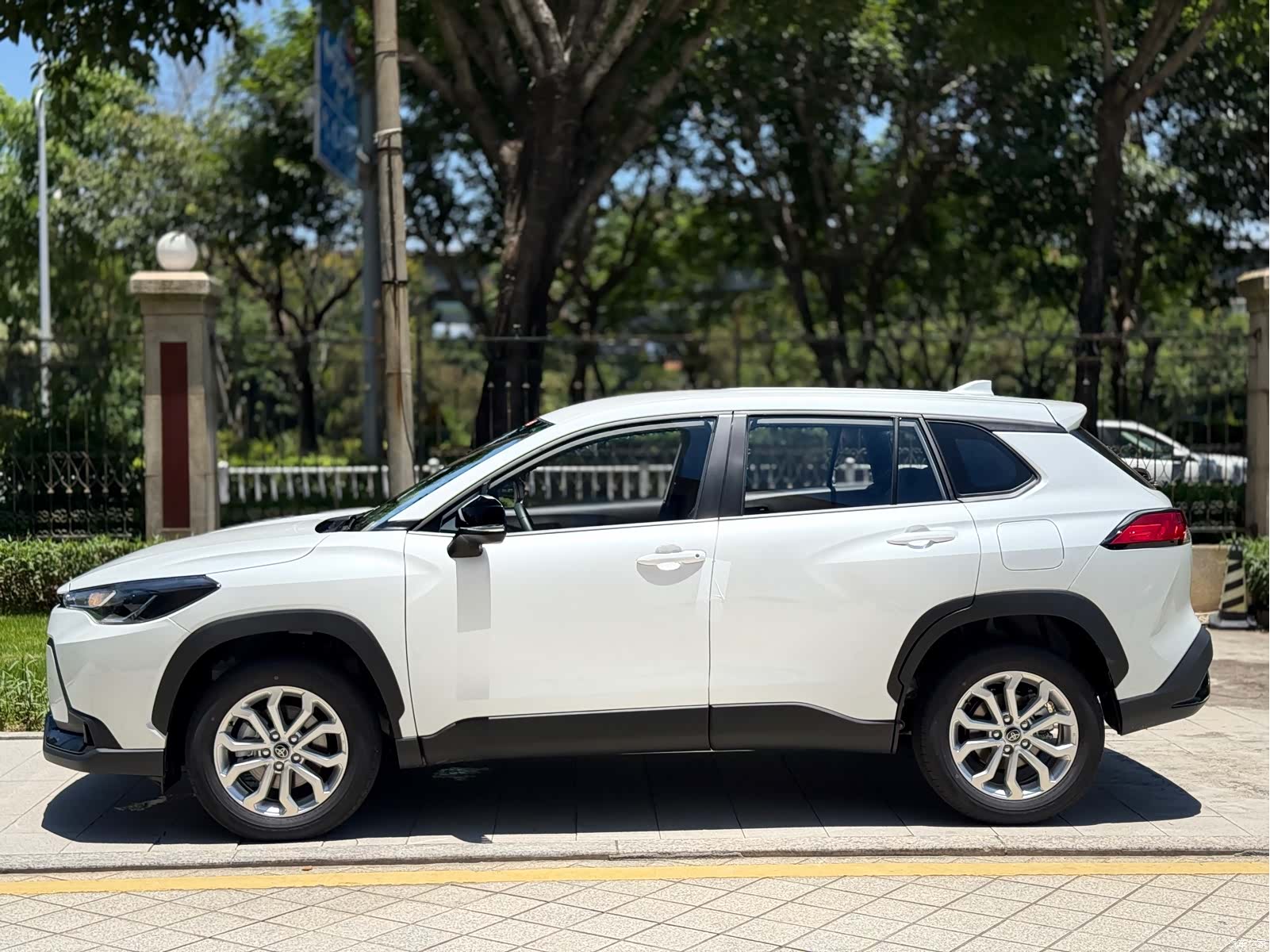 Toyota Frontlander, 2026 7
