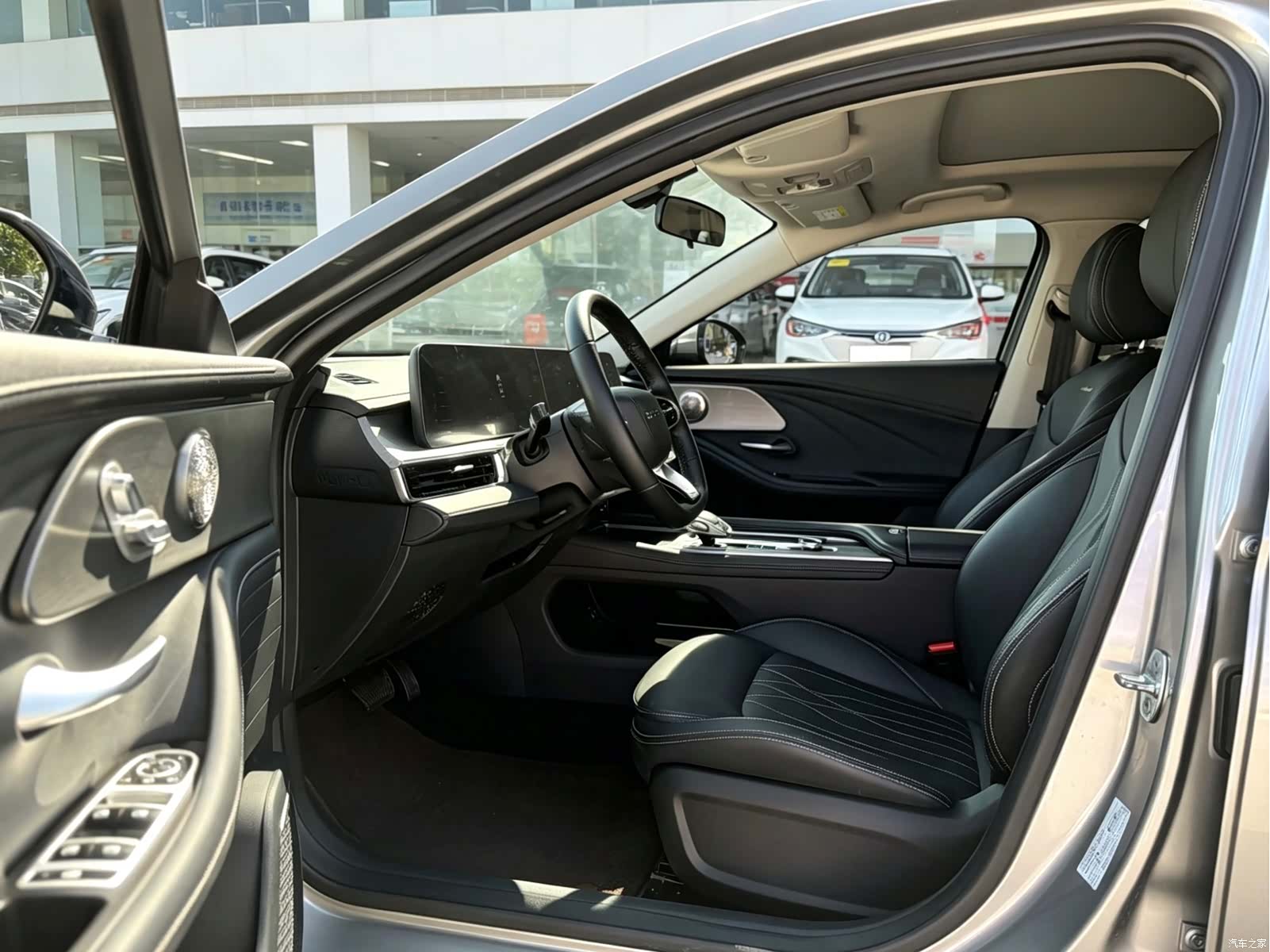 Chery Arrizo 8, 2022 6