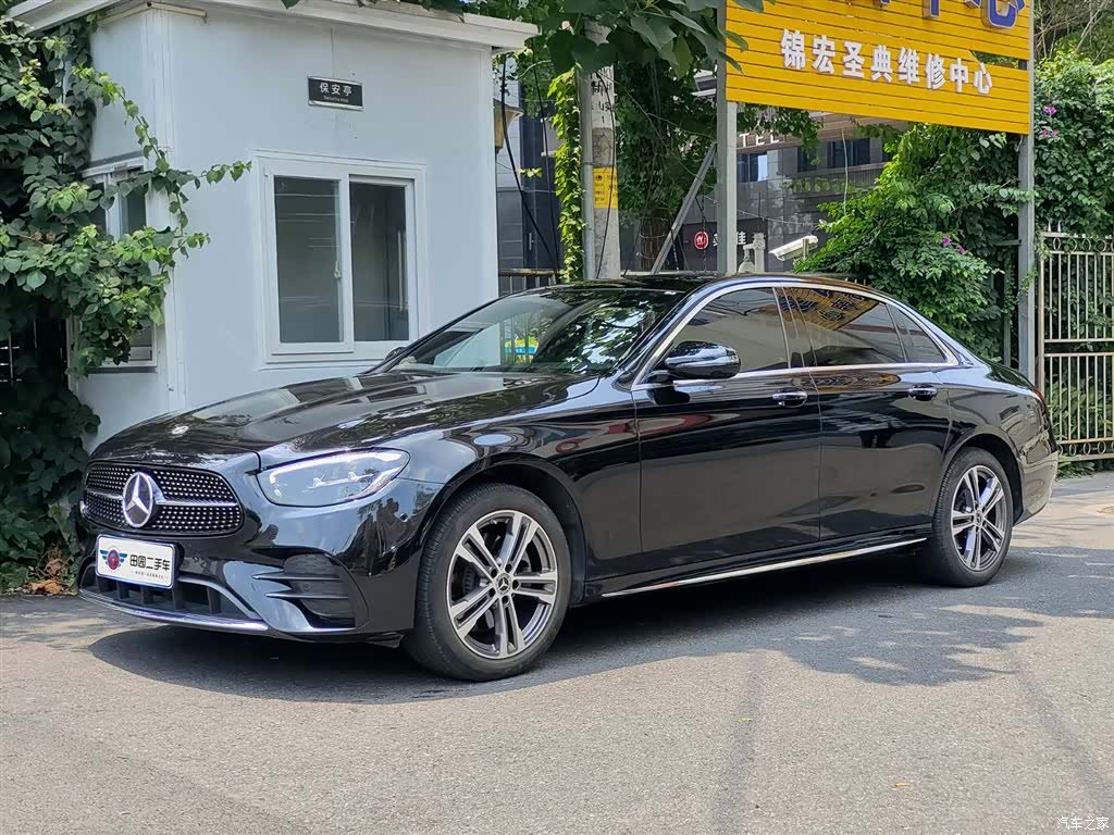 Mercedes-Benz E-Class, 2022 1