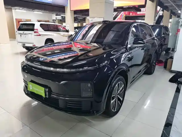 Li Auto L7 2024 — купить из Китая под заказ