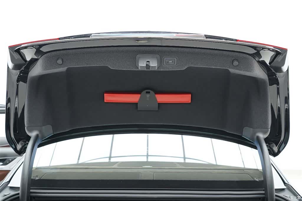 Audi A8L, 2013 32