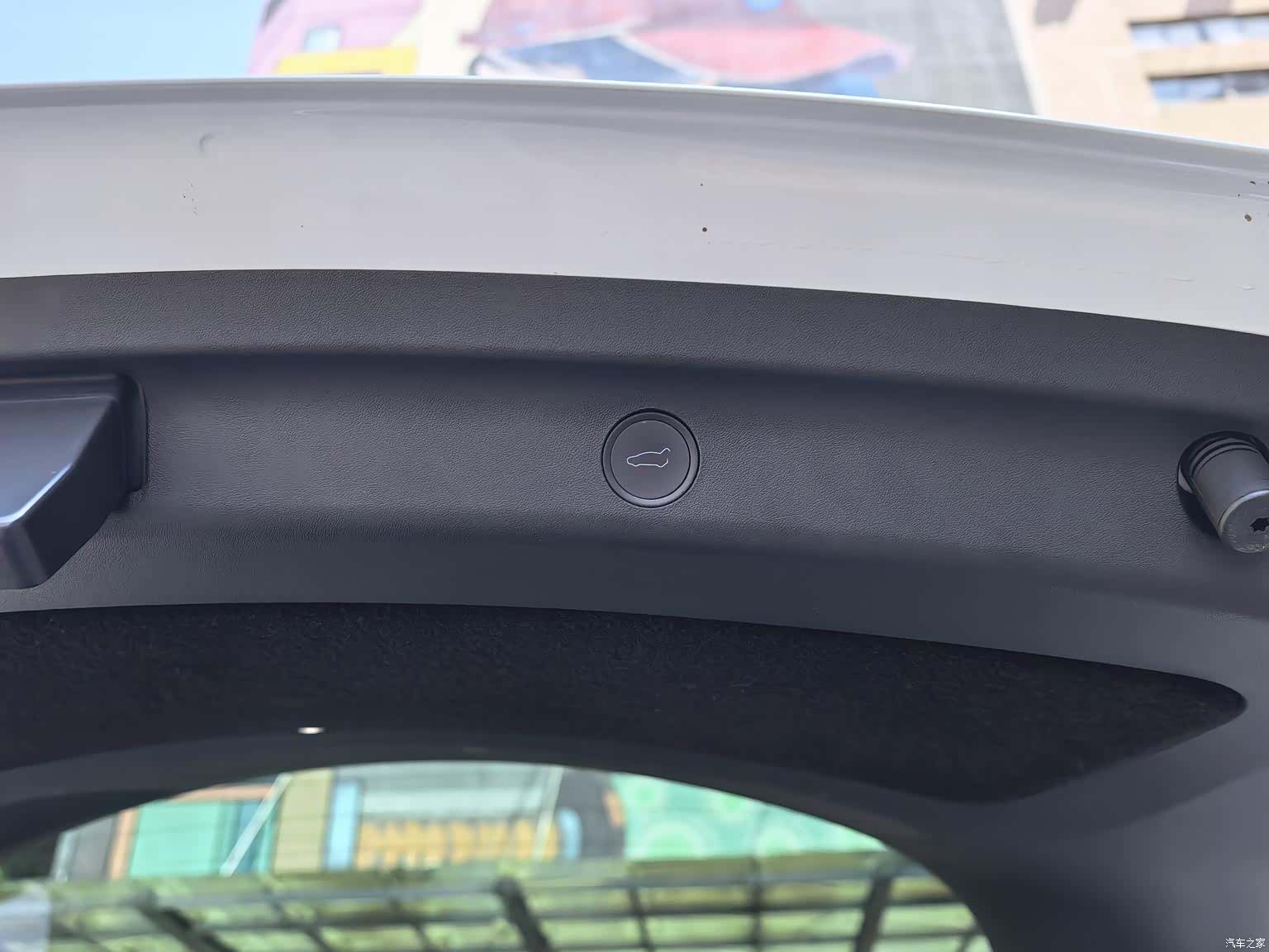 Tesla Model Y, 2022 7