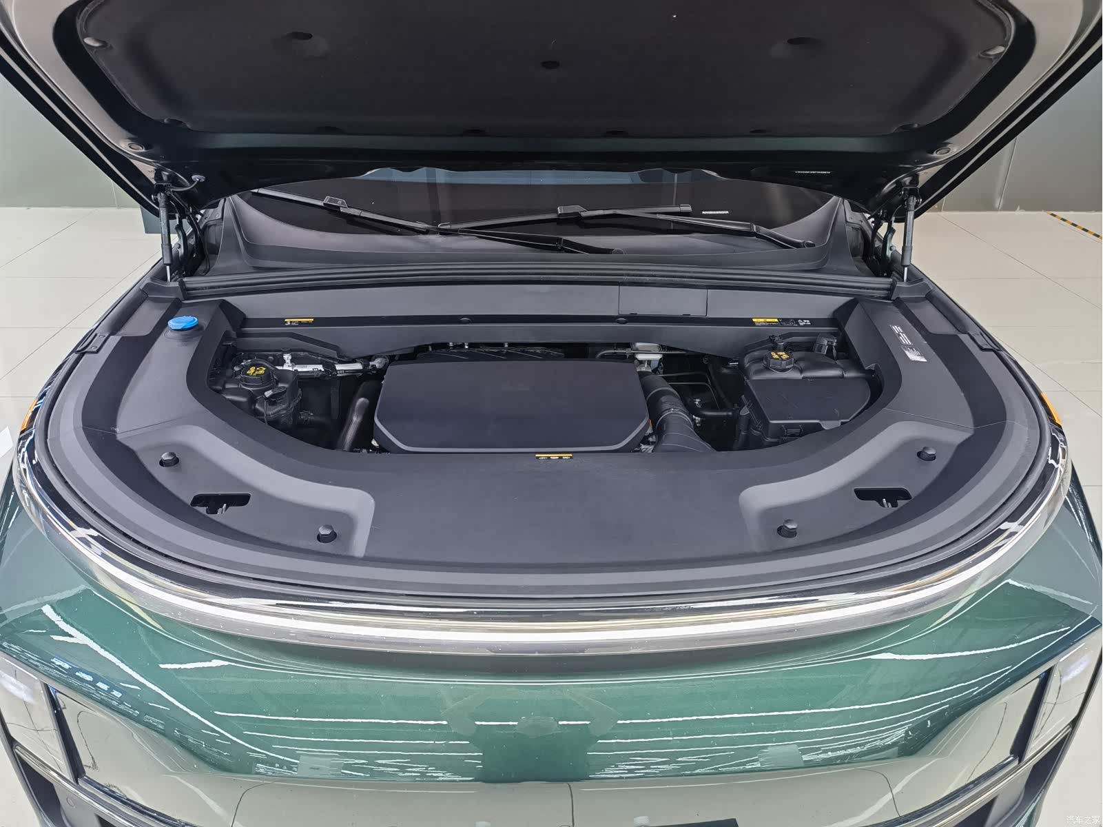 Li Auto L9, 2023 15