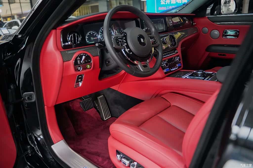 Rolls-Royce Ghost, 2022 2