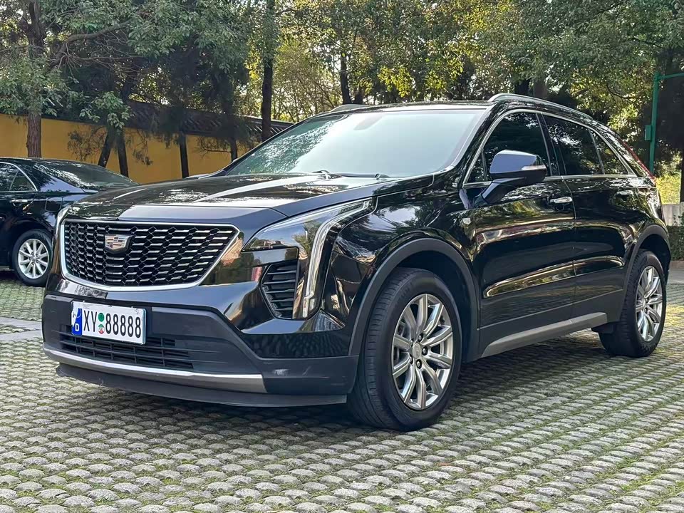 Cadillac XT4