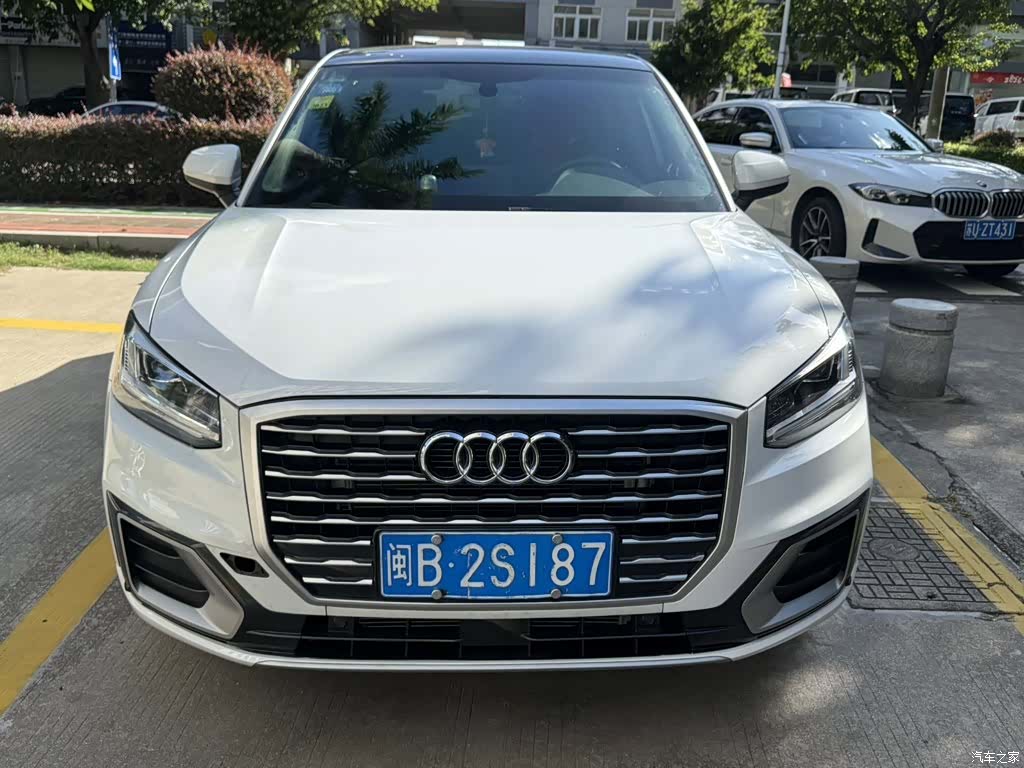 Audi Q2L, 2019 2