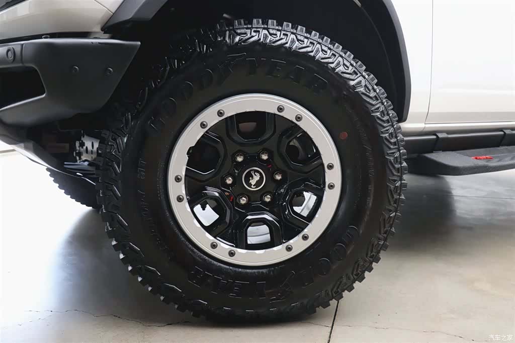 Ford Bronco, 2026 24