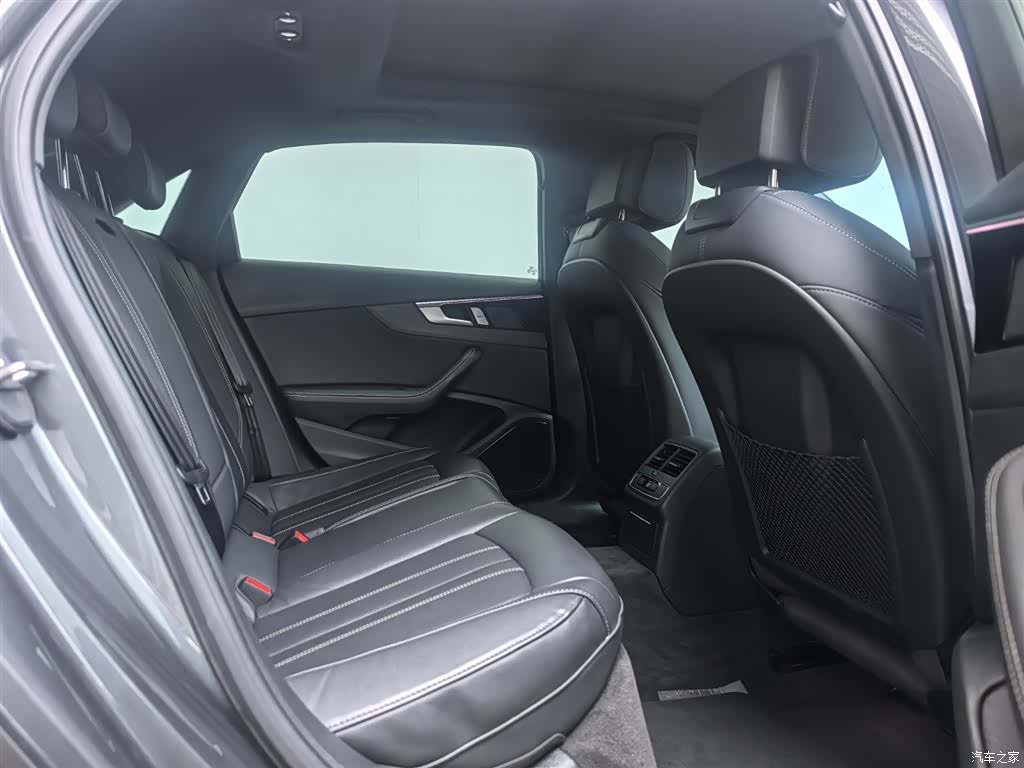 Audi A4L, 2024 8