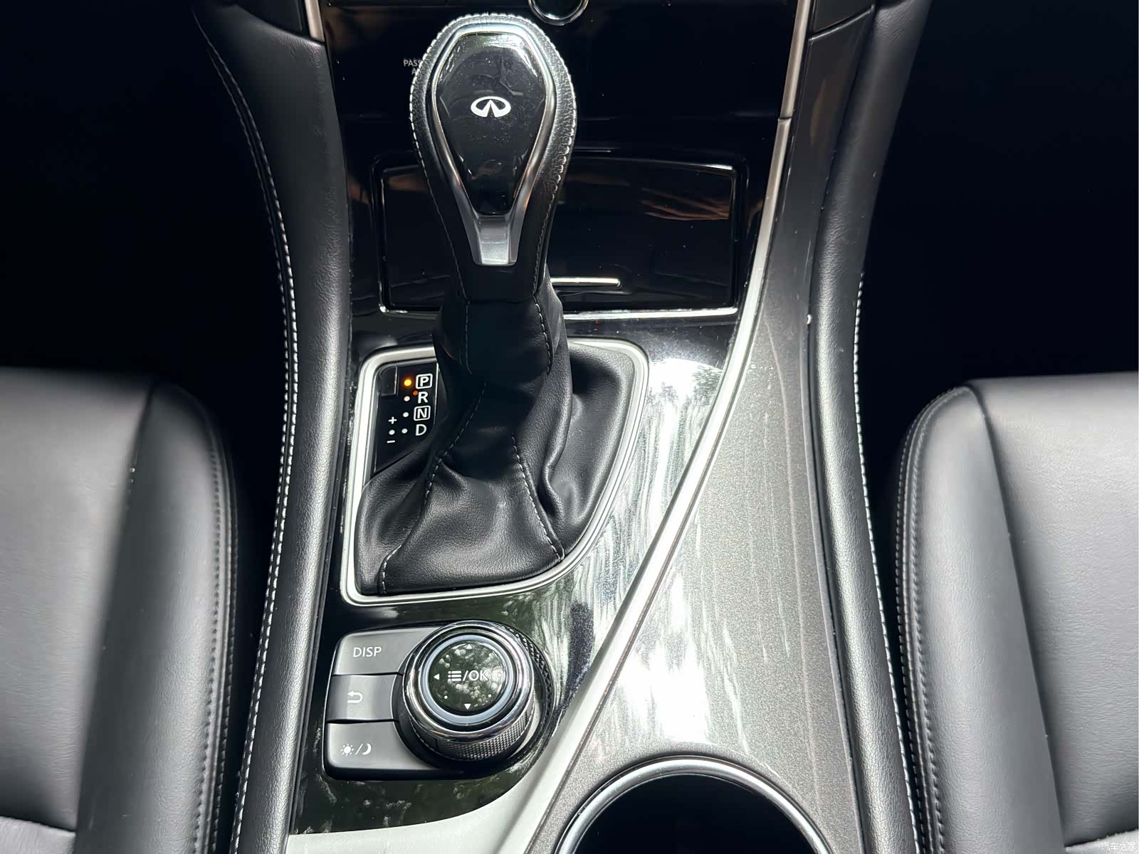 Infiniti Q50L, 2021 22