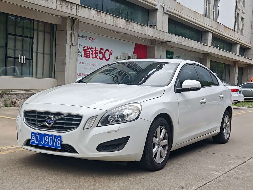 Volvo S60