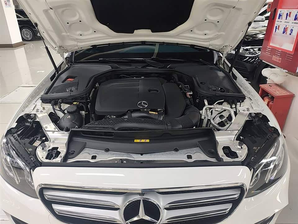 Mercedes-Benz E-class Mercedes-Benz E-class