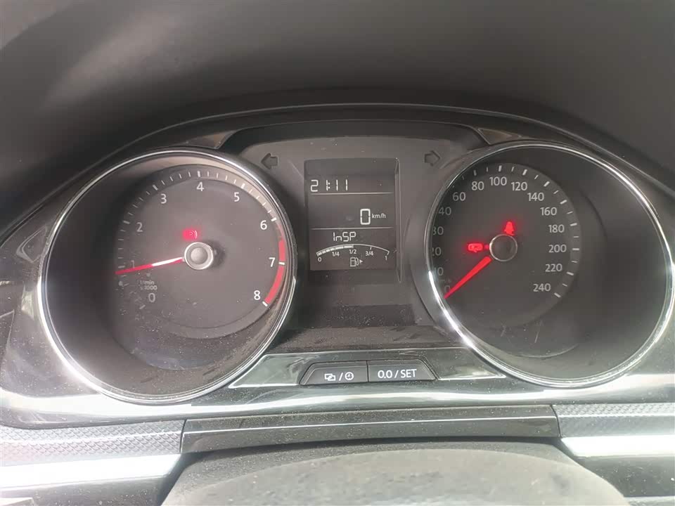 Volkswagen C-TREK Wei Collar