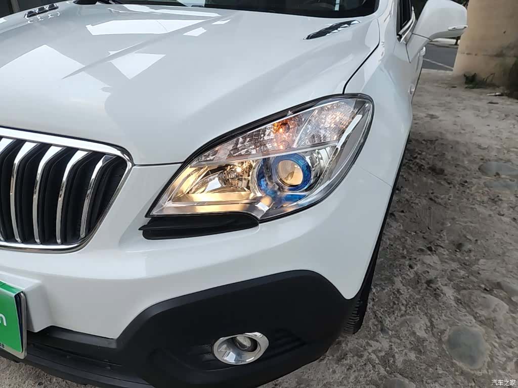 Buick Encore, 2015 24