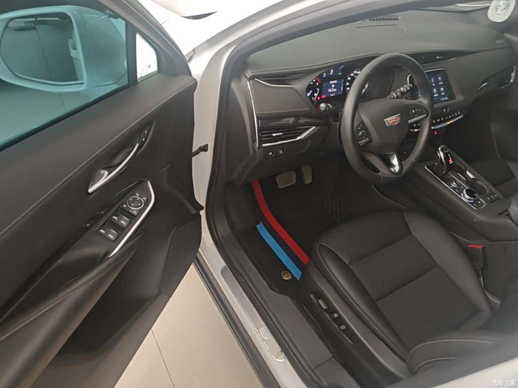 Cadillac XT4, 2023 16
