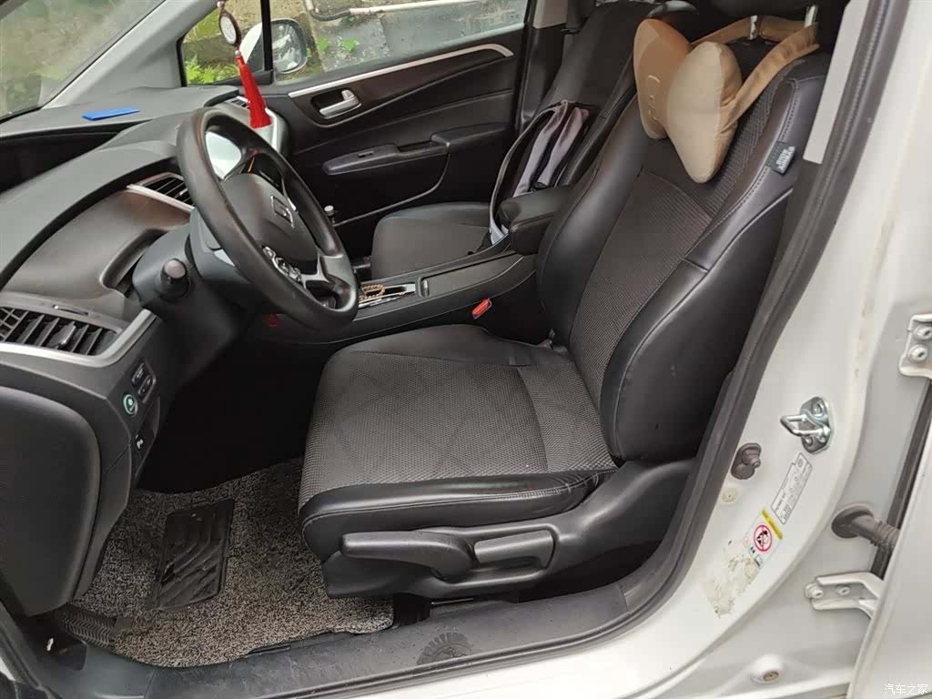 Honda Jade, 2015 8