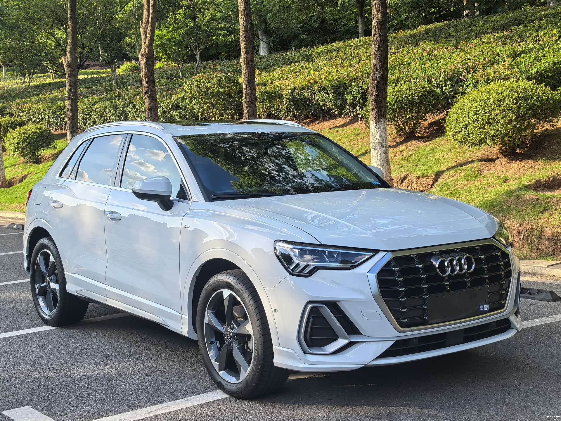 Audi Q3, 2023 1