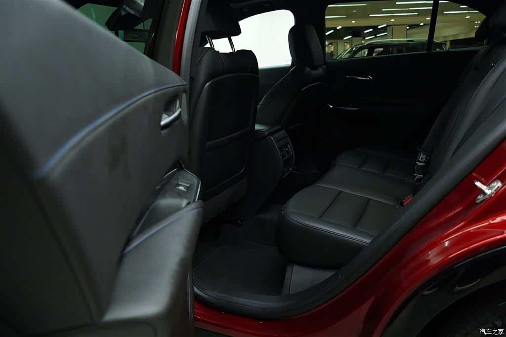 Cadillac XT4, 2023 20