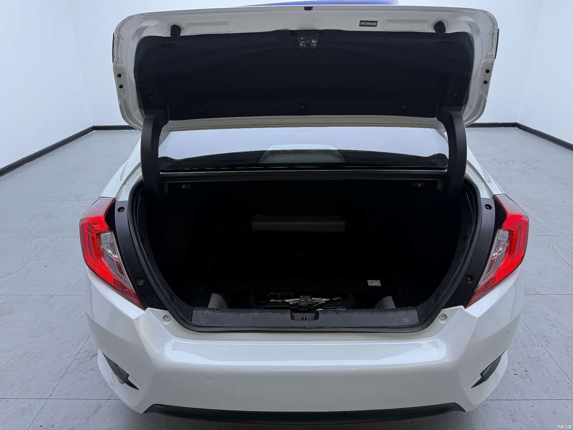 Honda Civic, 2018 16